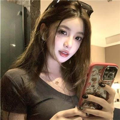 玻璃牢房